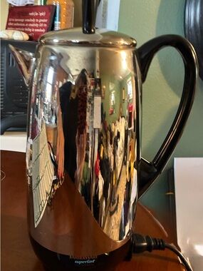 Farberware Stainless Electric Coffee Percolator-12 cup capacity Superfast!